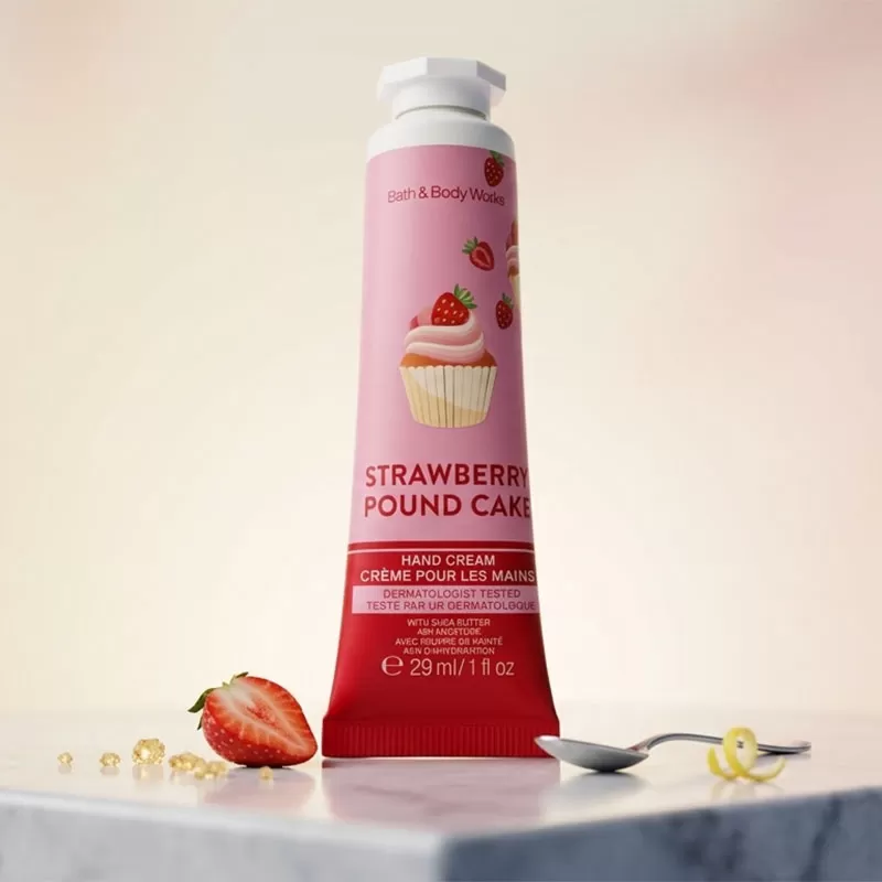 Kem Dưỡng Da Tay Strawberry Pound Cake - Bath & Body Works - 29ml