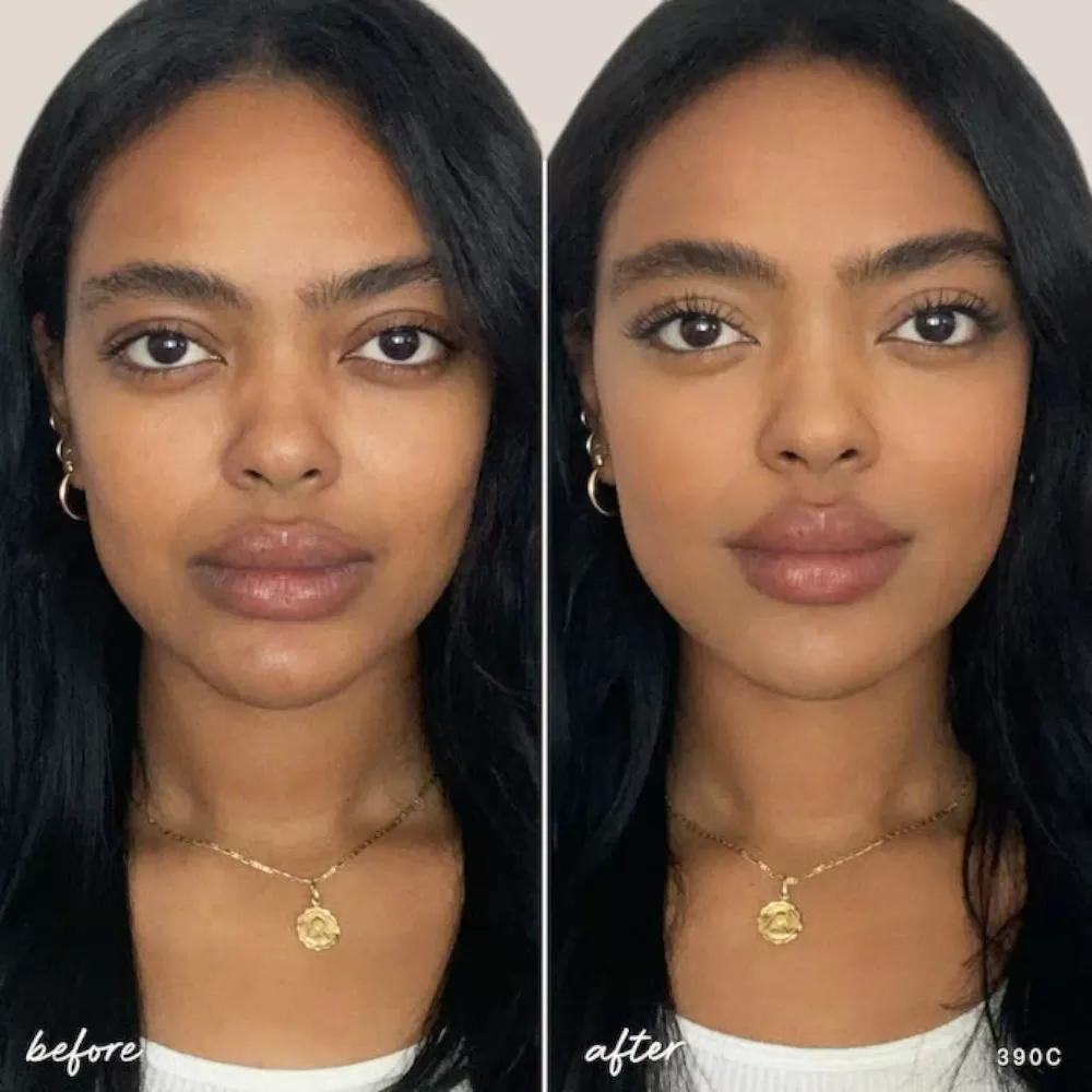 Kem nền Rare Beauty 260N – kem nền chính hãng từ Rare Beauty by Selena Gomez, che phủ tốt, giữ ẩm hiệu quả, giúp làn da đều màu, rạng rỡ suốt ngày dài.