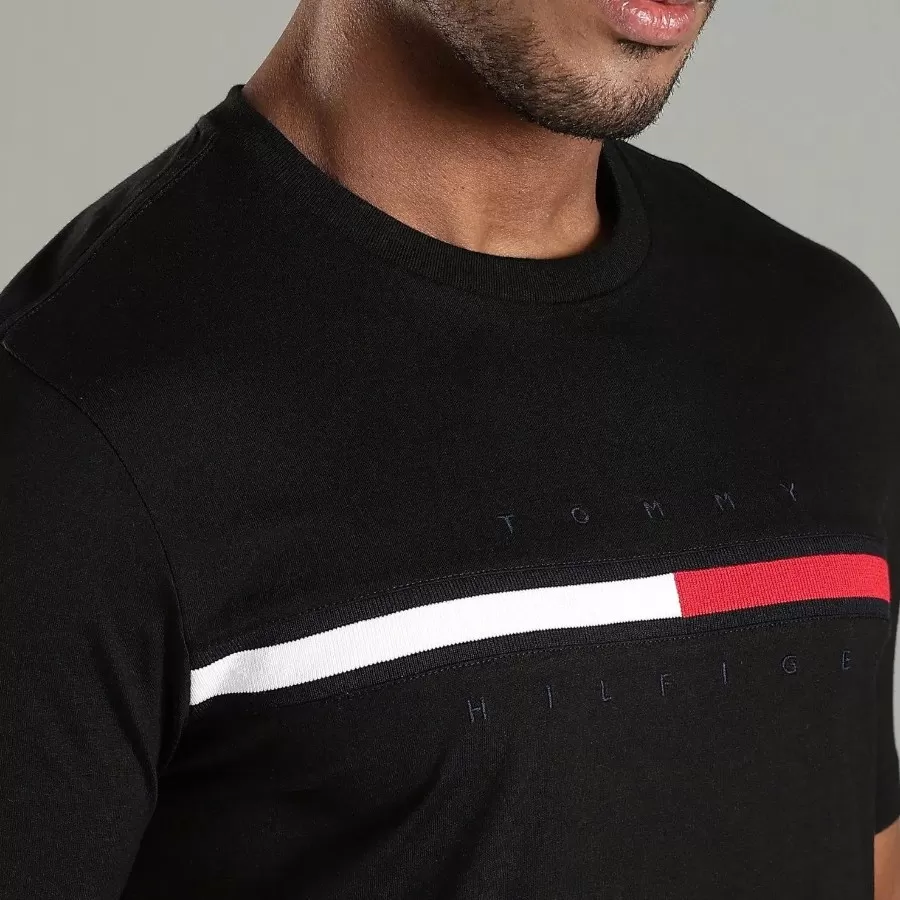 Tommy Hilfiger Embroidered Flag Stripe Logo T-Shirt #L #Đen