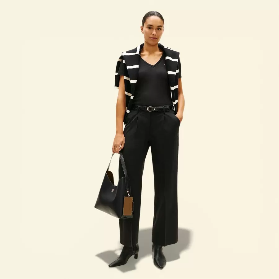 Tommy Hilfiger V-Neck Favorite T-Shirt #L #Đen