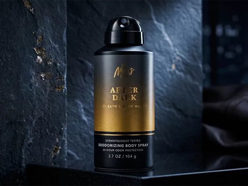 Sản phẩm xịt body nam After Dark sử dụng trong điều kiện ánh sáng tối