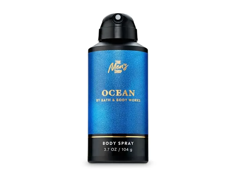 So s&aacute;nh c&aacute;c loại xịt body nam kh&aacute;c nhau, Ocean Bath & Body Works nổi bật với hương thơm đại dương.