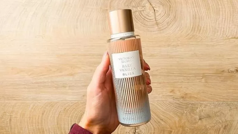 Body mist Victoria's Secret Bare Vanilla Bliss 8.4 Oz hương vanilla ngọt ngào quyến rũ