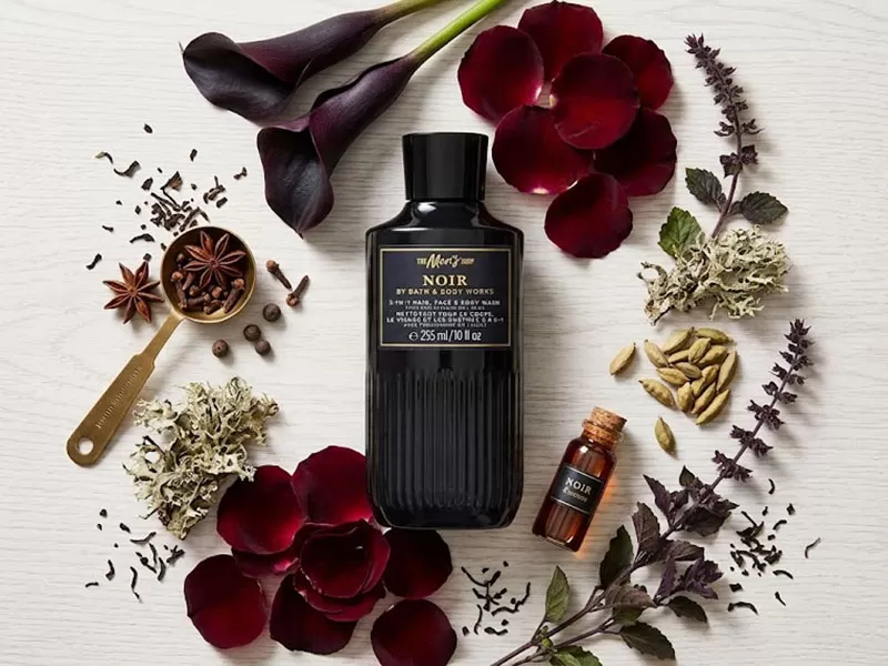 Bath & Body Works Noir dầu gội nam với hương thơm tự nhi&ecirc;n.