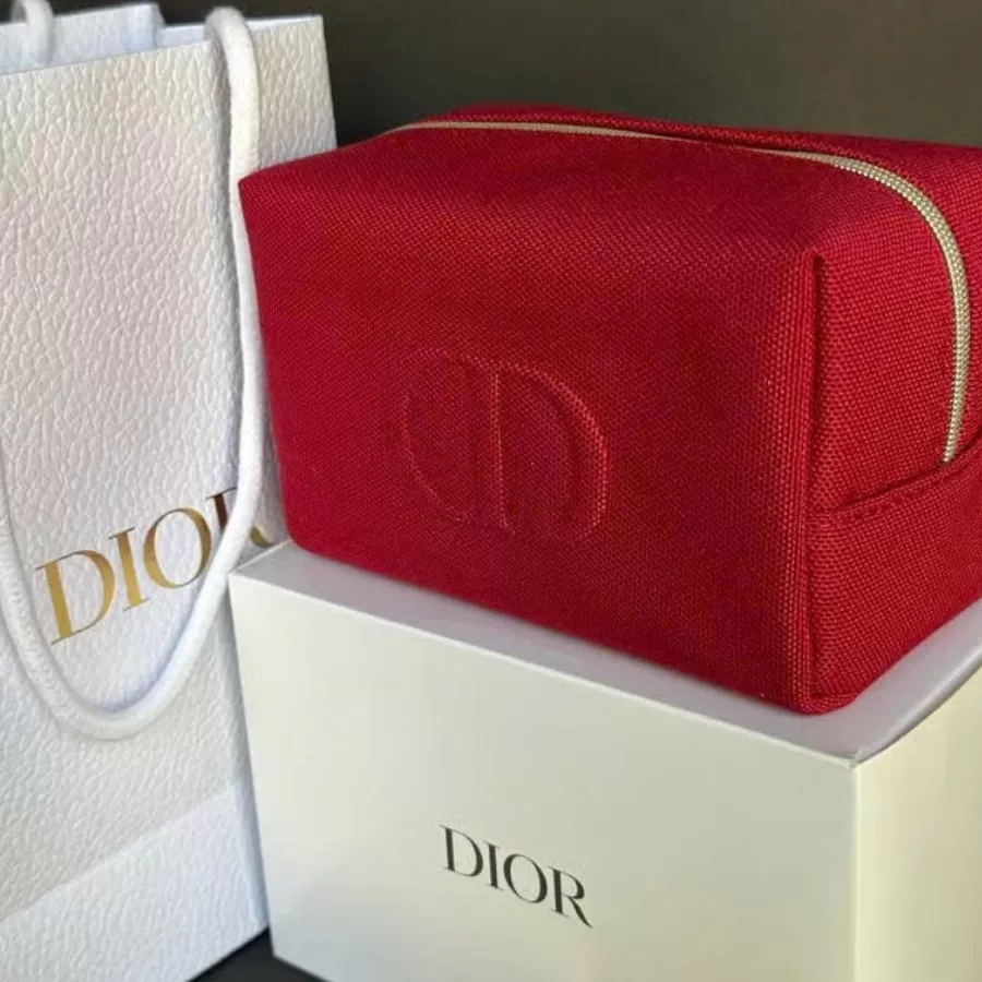 Set Dior Dior 4 Piece Skincare Set + Cosmetic Bag