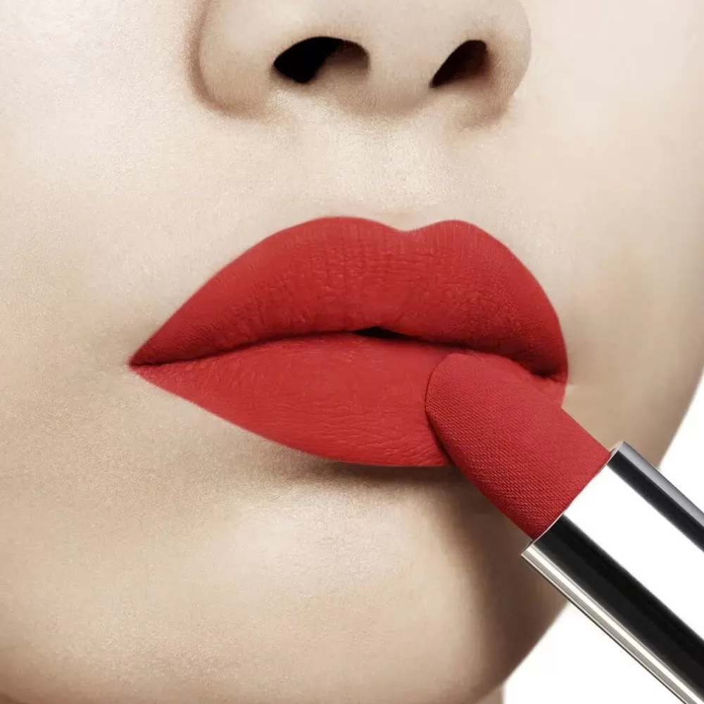Son lì Dior Rouge Dior Velvet Finish 999 Red chính hãng – sắc đỏ cổ điển, biểu tượng của sự quyến rũ và quyền lực.