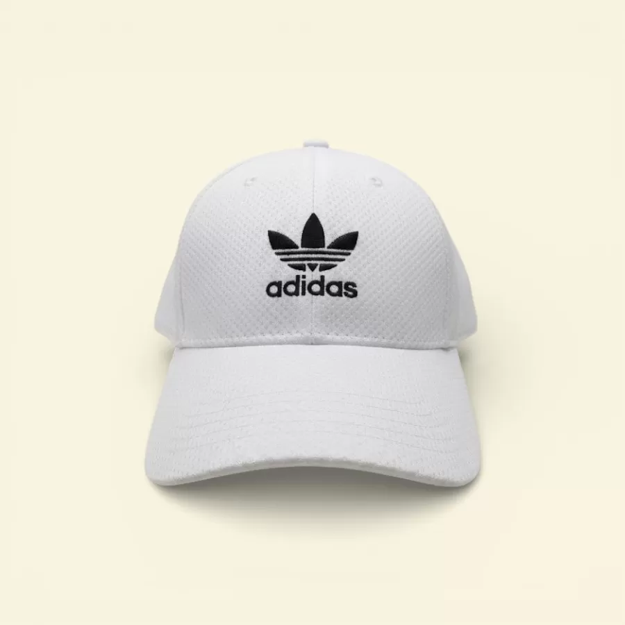 Nón lưỡi trai Adidas trắng, thiết kế Authentic Stretch Fit mang đến sự vừa vặn hoàn hảo, là phụ kiện thời trang năng động và phong cách.