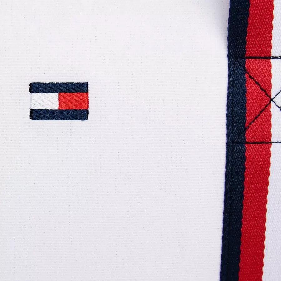 Tommy Hilfiger Colorblock Duffle Bag