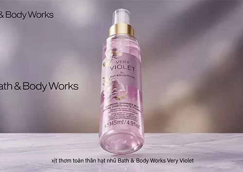 [xịt thơm to&agrave;n th&acirc;n] Xịt thơm to&agrave;n th&acirc;n hạt nhũ Bath & Body Works Very Violet gi&uacute;p bạn tự tin với hương thơm quyến rũ suốt cả ng&agrave;y.