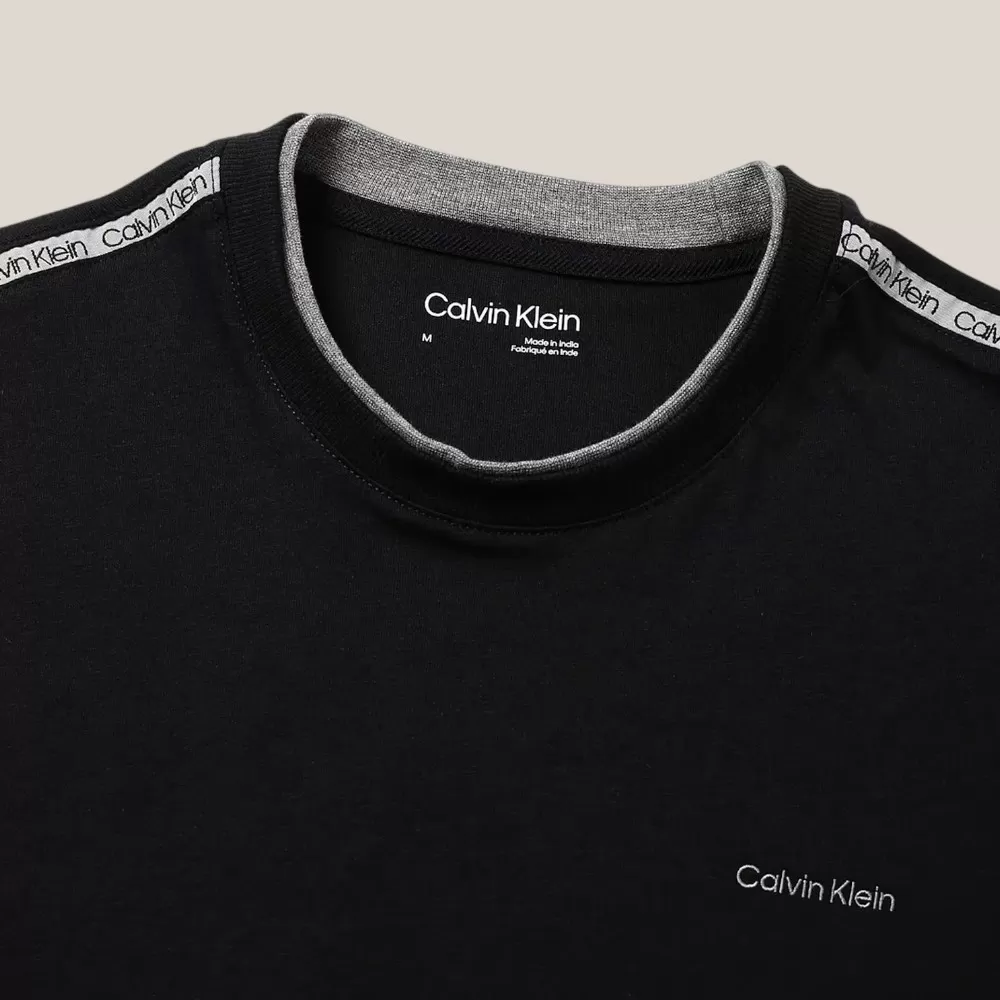 Áo Thun Calvin Klein Short Sleeve Shoulder Taping T-Shirt - Đen / Size M