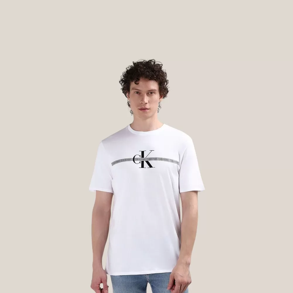 Áo Thun Calvin Klein Tape Repeat Layered Logo Crew-Neck T-Shirt - Trắng / Size M