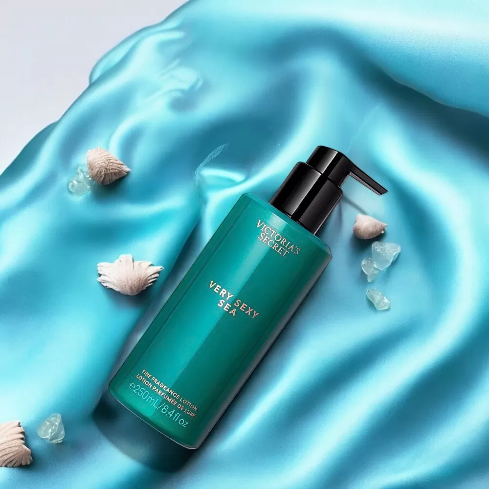 Sữa dưỡng thể Victoria's Secret Very Sexy Sea (250 ml)