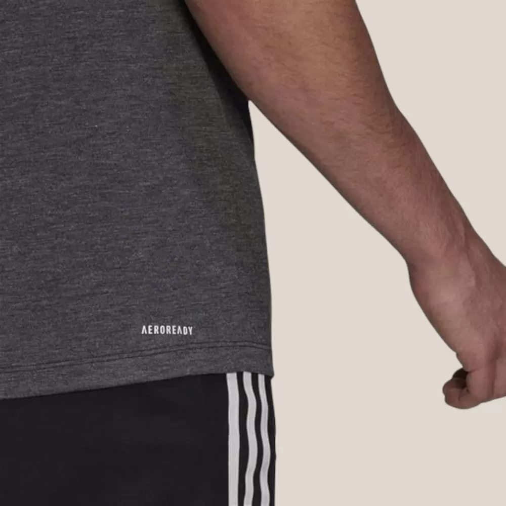 Áo Thun Nam Adidas Essentials Embroidered Small Logo Tee - Xám - Size M