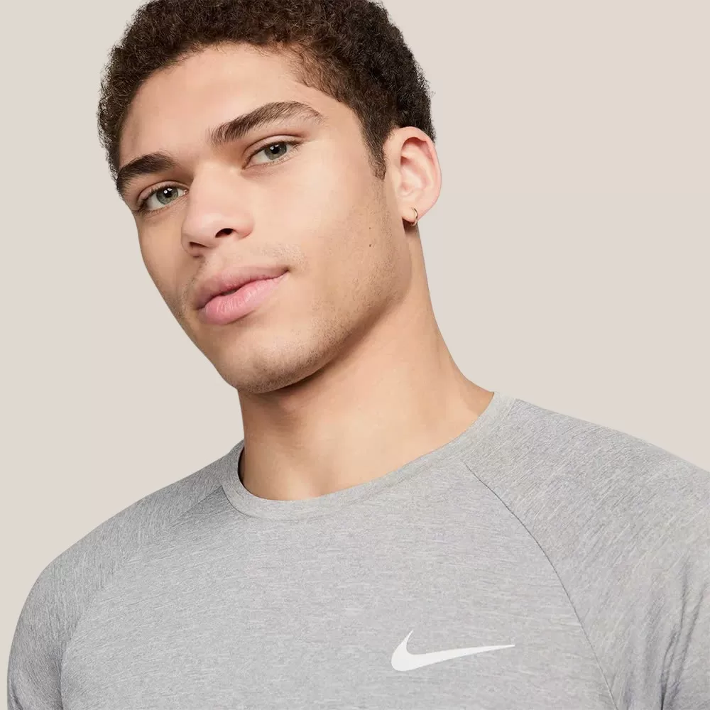 Áo Thun Nike Swim Essential Men's SS Hydroguard Shirt | Xám Trắng | Size M